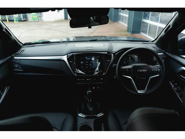 2025 Isuzu D-max 1.9 DL40 Dcb