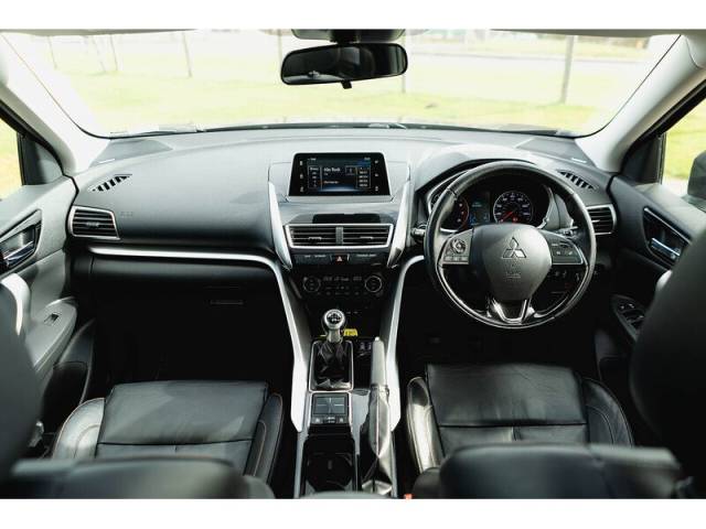 2019 Mitsubishi Eclipse Cross 1.5 T 4