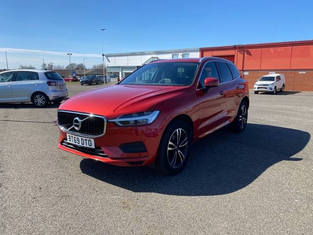 Volvo XC60 2.0 T4 Edition SUV Petrol Fusion Red