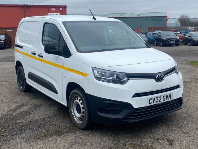 Toyota Proace City 1.5 BlueHDi Active Panel Van Diesel White