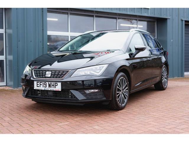 SEAT Leon 2.0 TSI XCELLENCE Lux Estate Petrol Black