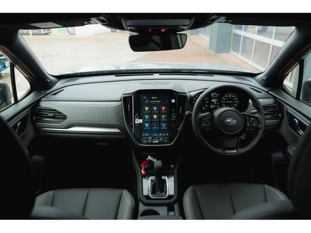 Subaru Forester 2.0 Field