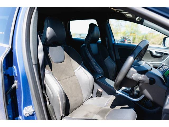2017 Volvo XC60 2.4 D5 R-Design Nav