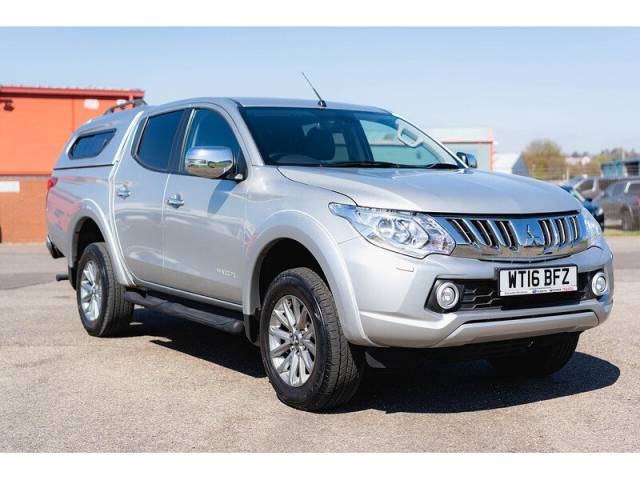 2016 Mitsubishi L200 2.4 DI-D DC Warrior