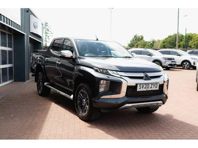 2020 Mitsubishi L200 2.2 DI-D DC Barbarian