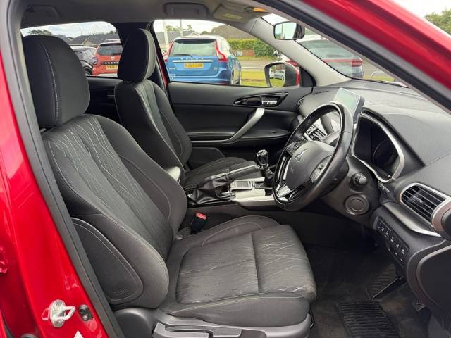 2017 Mitsubishi Eclipse Cross 1.5 T 3