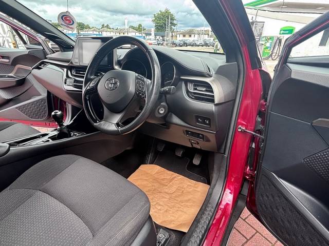 2018 Toyota C-HR 1.2 VVT-i Red Edition
