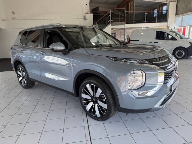 Mitsubishi Outlander PHEV 2.4 Nativa SUV Hybrid Moonstone Grey
