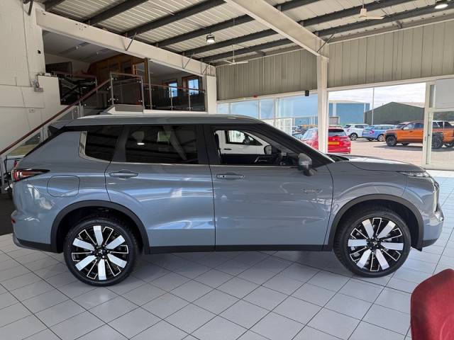 Mitsubishi Outlander PHEV 2.4 Nativa