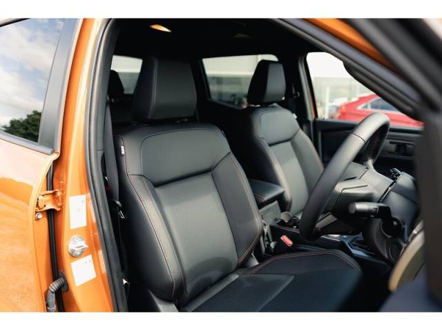 Mitsubishi L200 2.4 Barbarian