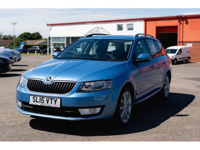 Skoda Octavia 1.4 TSI SE L Estate Petrol Blue