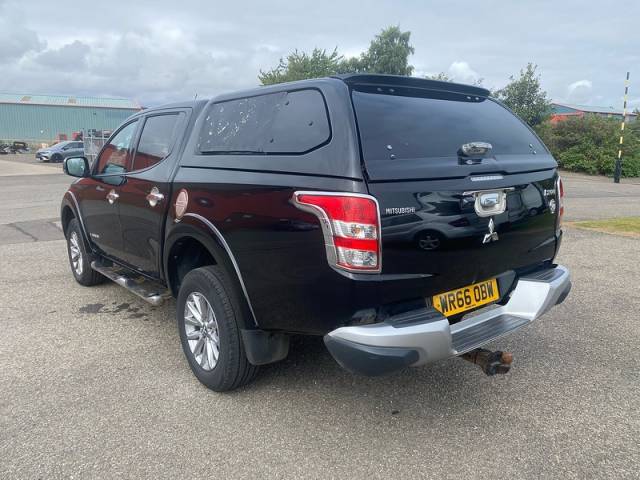 2016 Mitsubishi L200 2.4 DI-D DC Barbarian