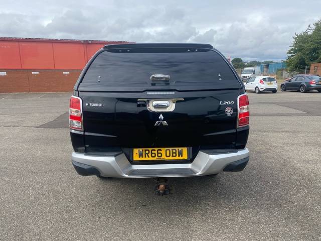2016 Mitsubishi L200 2.4 DI-D DC Barbarian