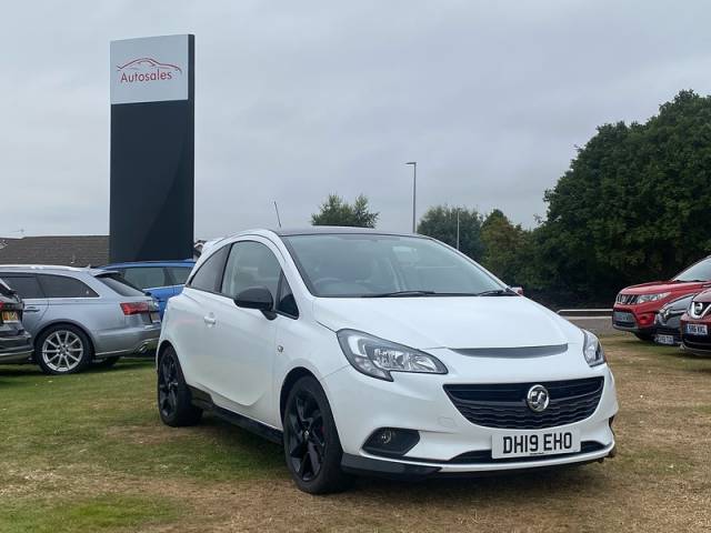 Vauxhall Corsa 1.4 i ecoTEC SRi VX Line Nav Black Hatchback Petrol White