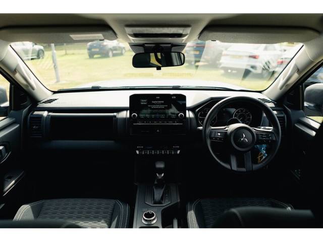 Mitsubishi L200 2.4 Titan