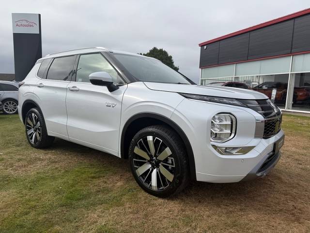 Mitsubishi Outlander PHEV 2.4 Diamond
