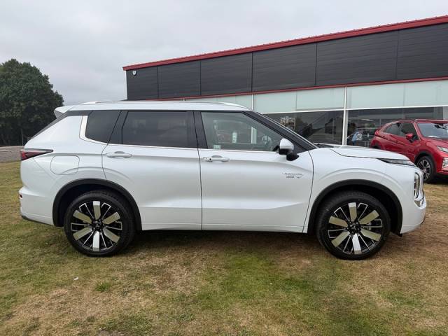Mitsubishi Outlander PHEV 2.4 Diamond