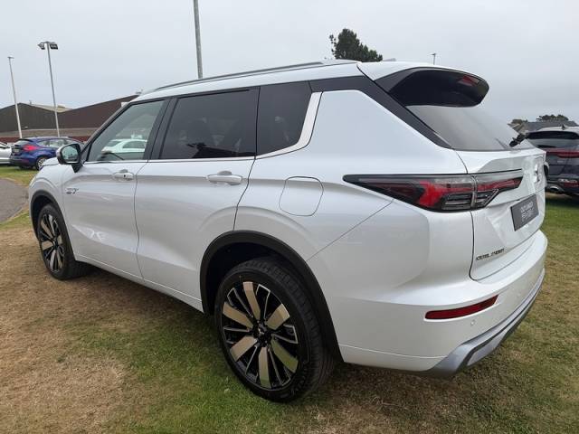 Mitsubishi Outlander PHEV 2.4 Diamond