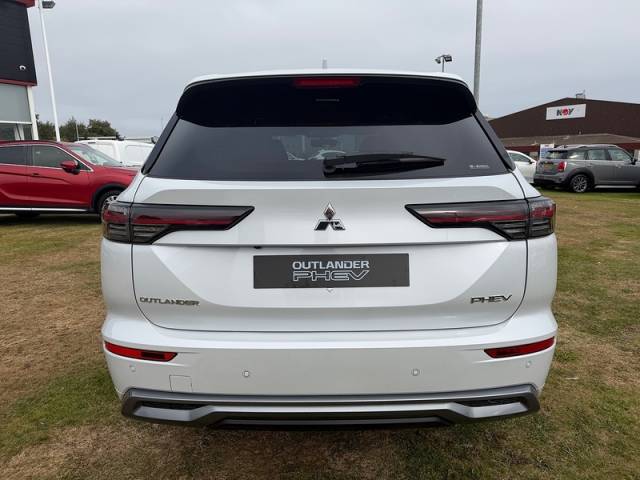 Mitsubishi Outlander PHEV 2.4 Diamond