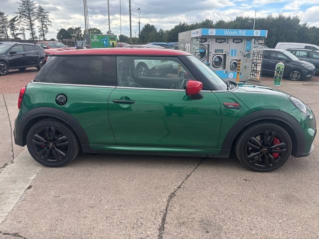 2024 Mini Hatch 2.0 John Cooper Works