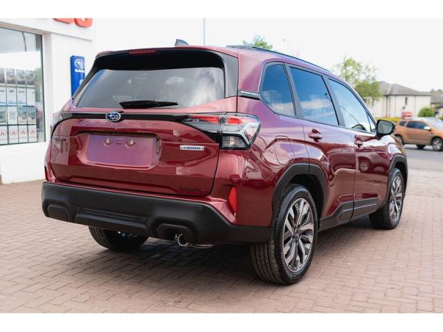 Subaru Forester 2.0 e-boxer Touring