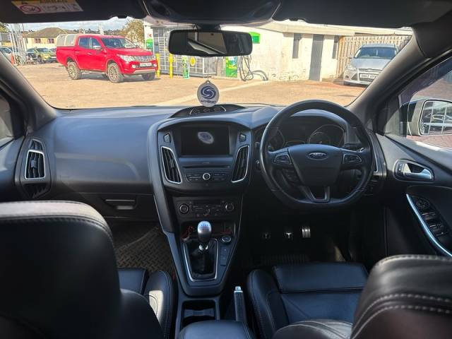 2018 Ford Focus 2.0T EcoBoost ST-3 Hatchback 5dr Petrol Manual Euro 6 (s/s) (250 ps)