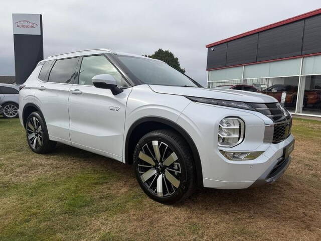 Mitsubishi Outlander PHEV Diamond 2.4 5dr SUV Automatic Petrol/Electric
