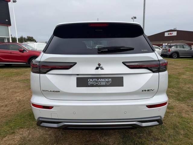 Mitsubishi Outlander PHEV Diamond 2.4 5dr SUV Automatic Petrol/Electric