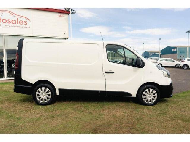 2017 Renault Trafic 1.6 dCi 27 Business Panel Van 5dr Diesel Manual SWB Standard Roof Euro 6 (120 ps)