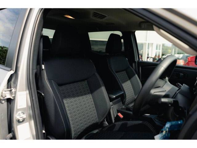 Mitsubishi L200 Titan 2.4 4dr Pick-Up Automatic Diesel