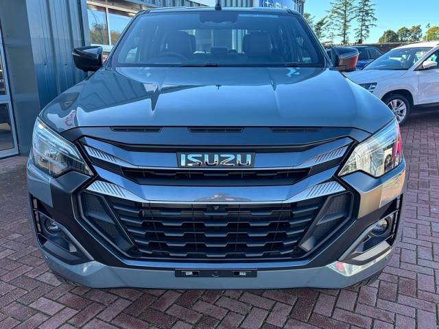 Isuzu D-max V-Cross Dcb 2.2 4dr Pick Up Automatic Diesel