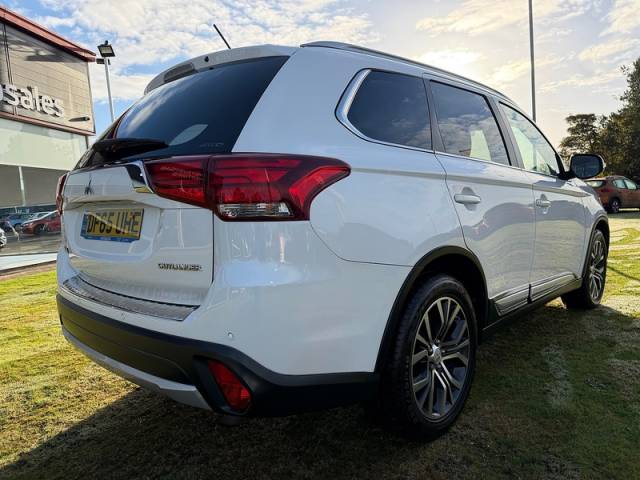 2015 Mitsubishi Outlander 2.2 DI-D GX3 SUV 5dr Diesel Auto 4WD Euro 6 (147 ps)