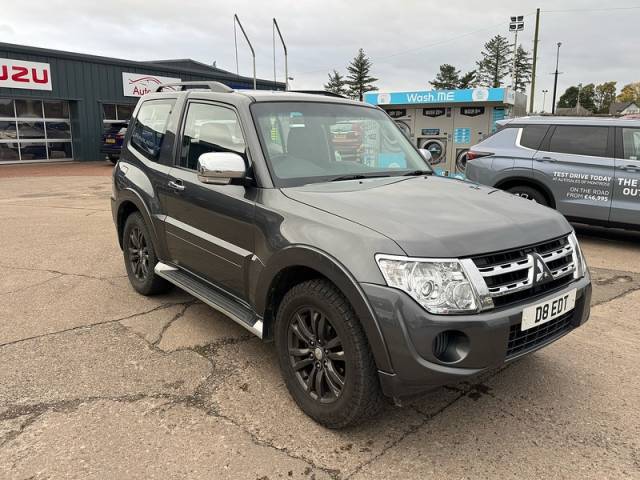 Mitsubishi Shogun 3.2 DI-DC SG2 SUV 3dr Diesel Manual 4WD Euro 5 SWB (197 ps) SUV Diesel Grey