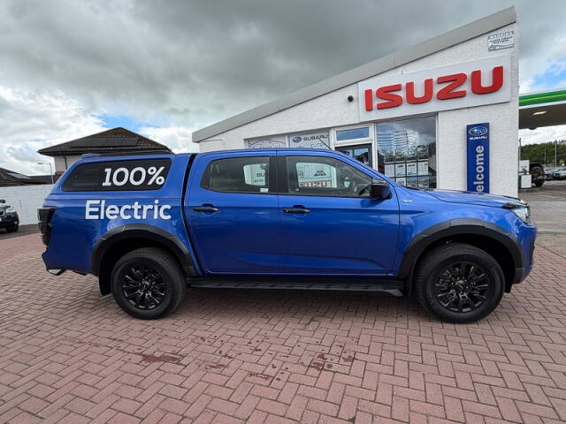 Isuzu D-max 66.9kWh eV-Cross Pickup Double Cab 4dr Electric Auto 4WD (190 ps) Pick Up Electric Blue